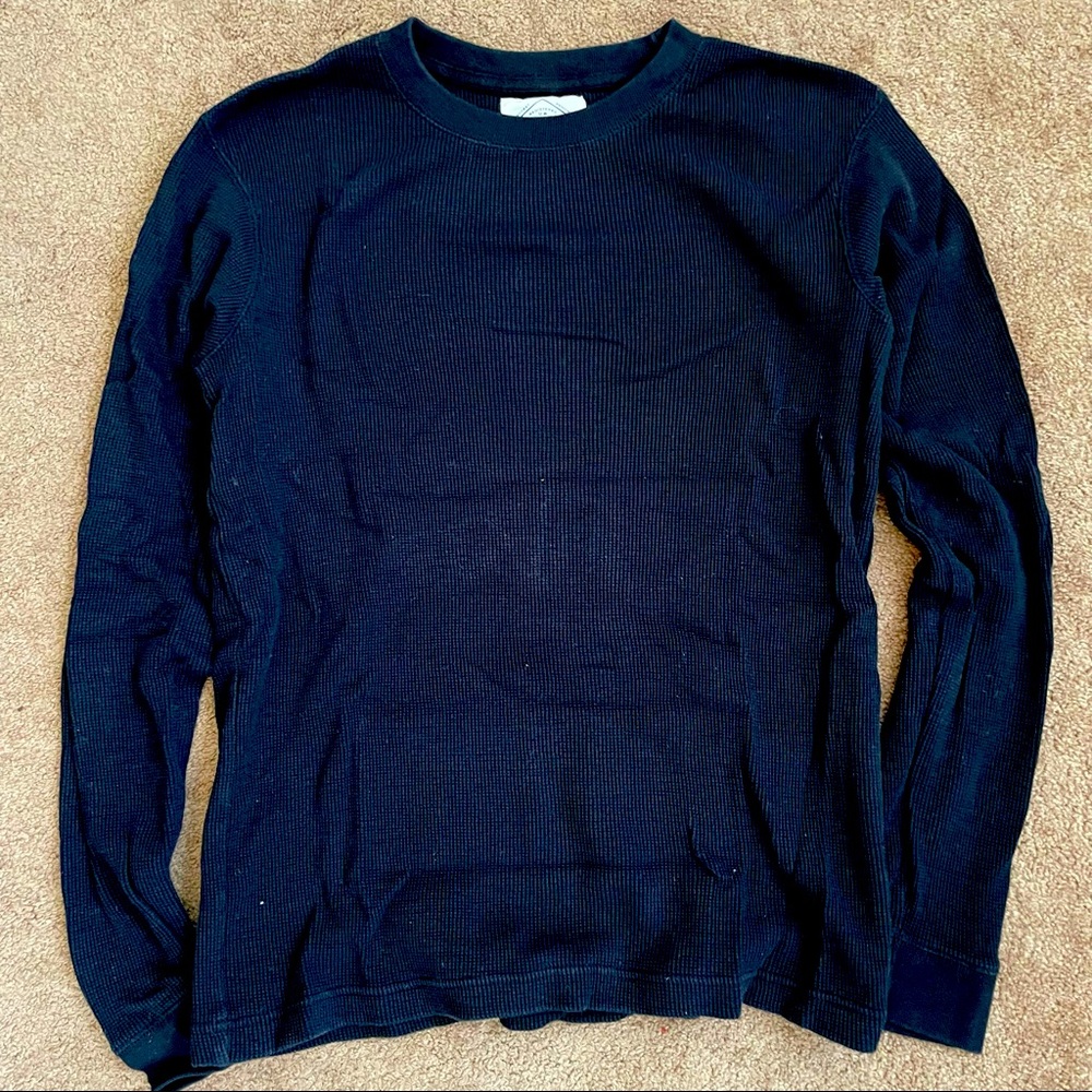 St. John’s Bay Thermal Long Sleeve Shirt Medium